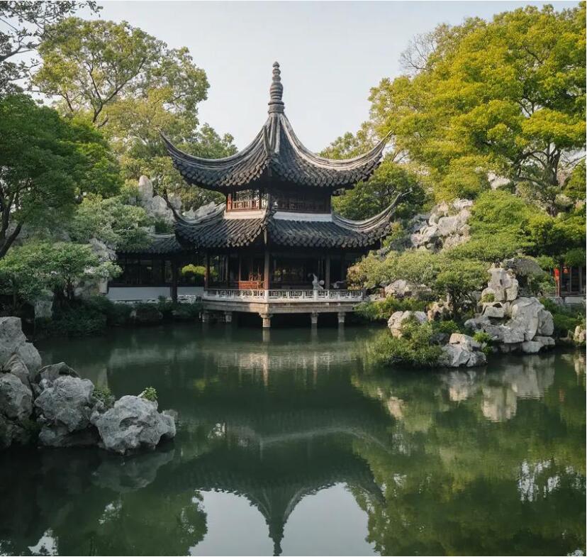 朝阳龙城炽热餐饮有限公司